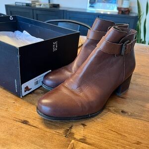 Brown Leather Naturalizer Boots